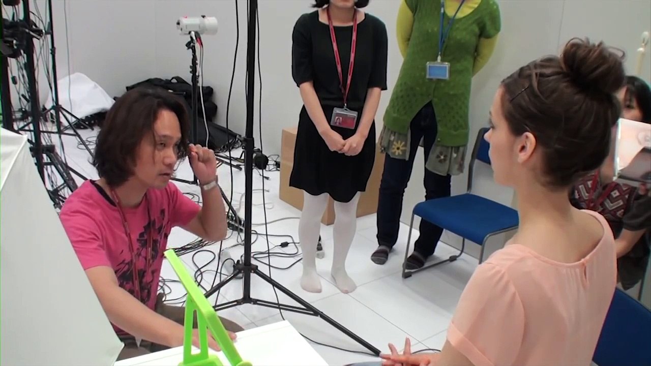 Metal Gear Solid 5 - Stefanie Joosten as Quiet Character Making Trailer