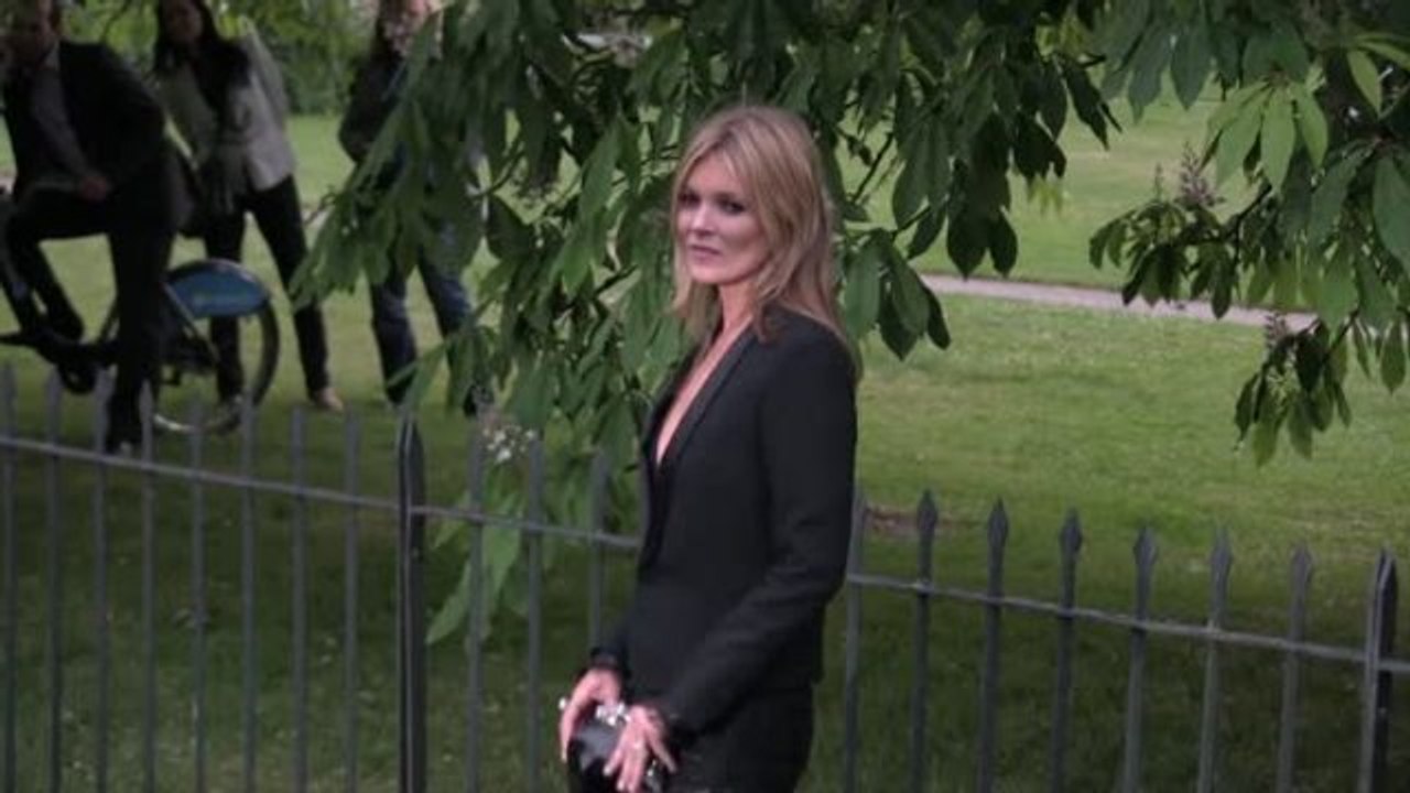 Kate Moss Escorted Off Airline Flight