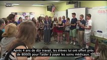 Des élèves offrent la cagnotte de leur voyage scolaire à leur principale atteinte d'un cancer