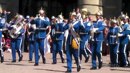 スウェーデン近衛兵交代式（Högvakten）