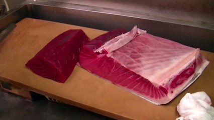 三代目魚熊の魚のさばき方！（本マグロ）柵取り編