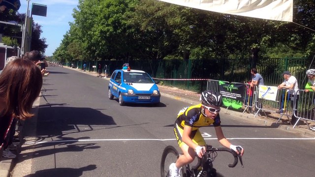 Sprint d'arrivée Minime Course Sartrouville 7 Juin 2015