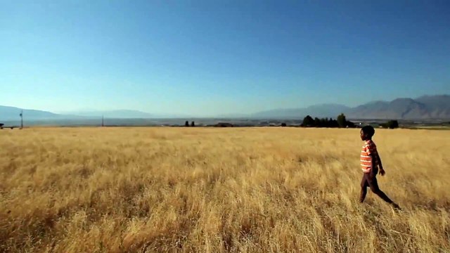 Fields of Africa - Canon 5D Mark II - Glidecam 4000