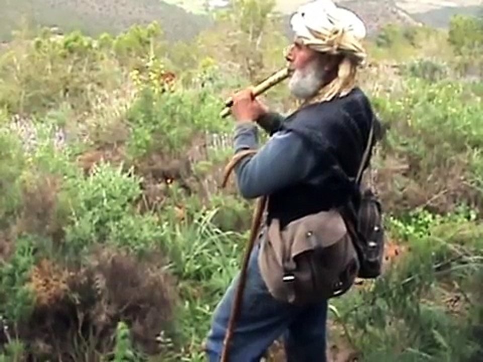 Berkane / MAROC : Ecouter le Berger des Béni-Snassen...