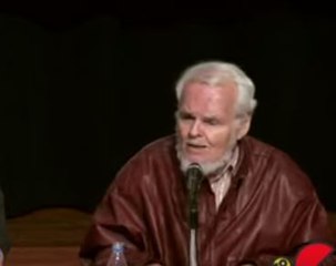 Luis Britto García: "Presidente, divulgue la lista de los funcionarios que se roban los dólares"