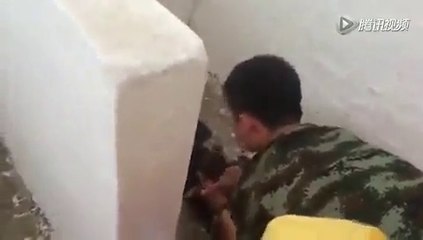 En china una mujer dio a luz a su bebé dentro de un inodoro