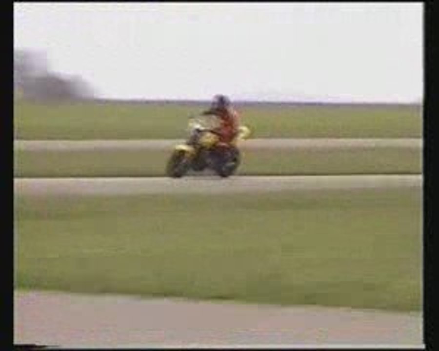 Pascal sur le circuit de moto de Pouilly