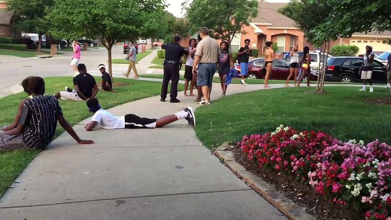 COPS CRASH POOL PARTY