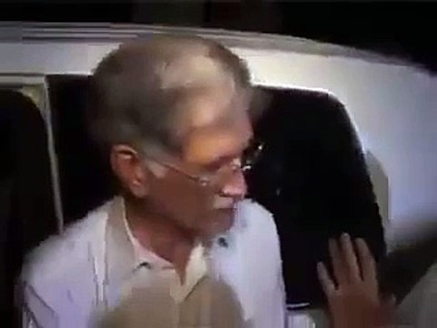 Pervez Khattak & Ali Amin Gandapur Bashing Doctors Of KPK