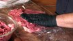 Comment certain restaurants nous font manger de faux steaks à base de viande reconstituée : Meat Glue (colle à viance)