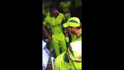 Lala Catch Nahi Hona  Fans Informal Conversation with Pakistani Players