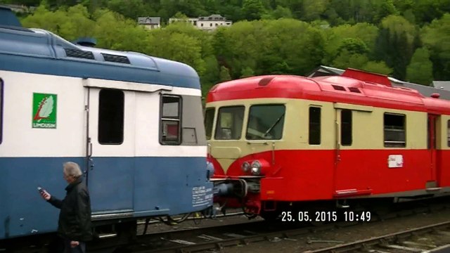X 2907 & X 2844 de L'AUTORAIL LIMOUSIN, 6ème partie, prêts pour le retour à Limoges, en gare du MONT-DORE, le 25 Mai 2015.
