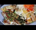 Bot Chien (Bột Chiên) - Vietnamese Street Food in Saigon