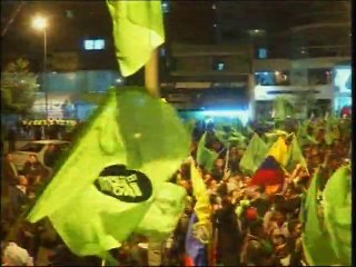 Manifestantes se enfrentaron con consignas a favor y en contra del Gobierno