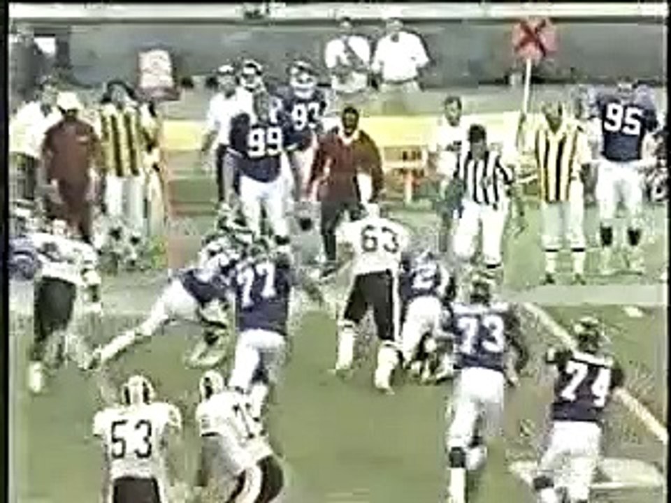 Reyna Thompson one armed tackle