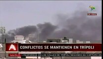 Continúan bombardeos en Trípoli GUERRA DE LIBIA 23 08 2011