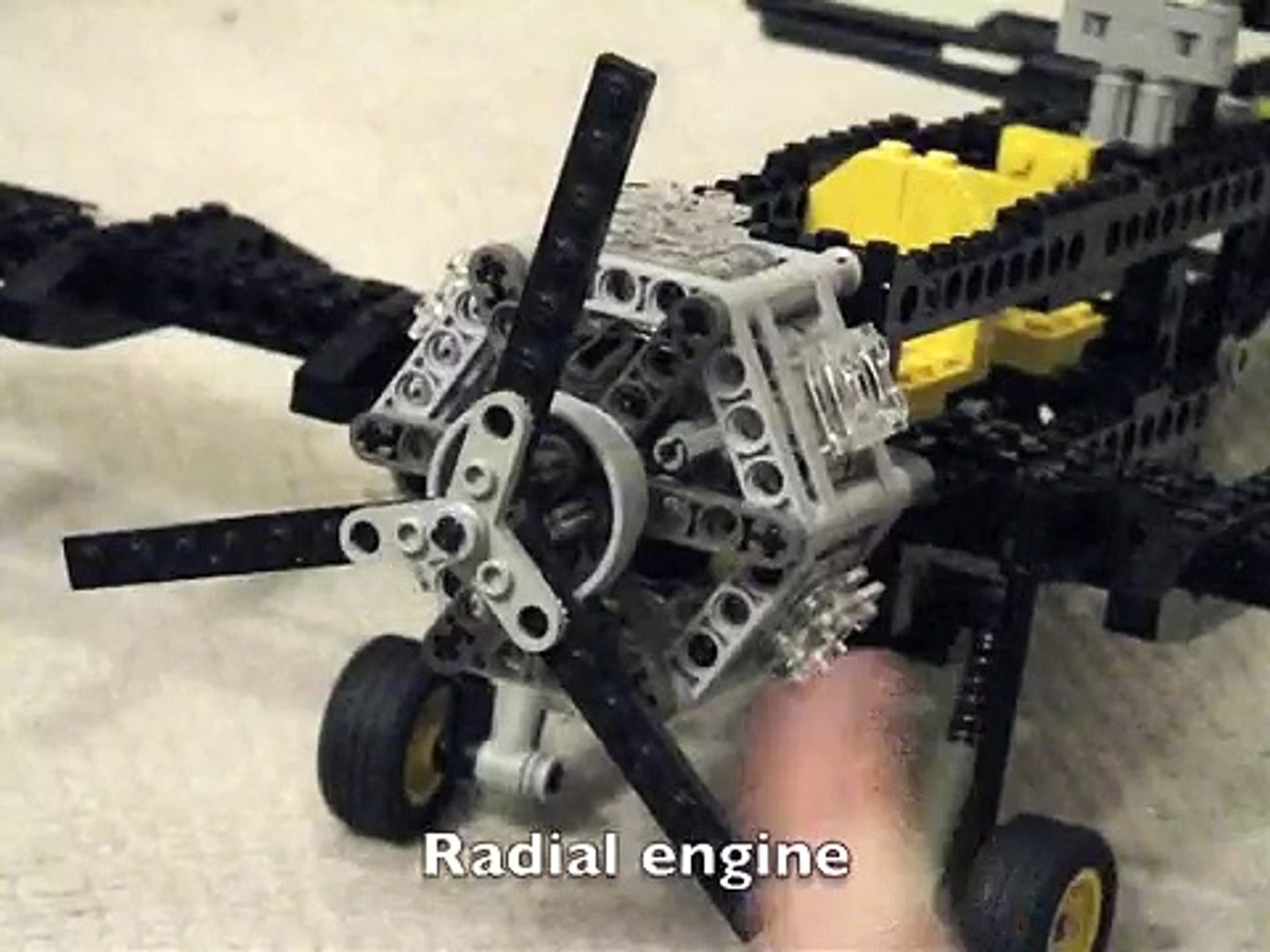 Lego Technic plane with radial engine (updated) - video Dailymotion