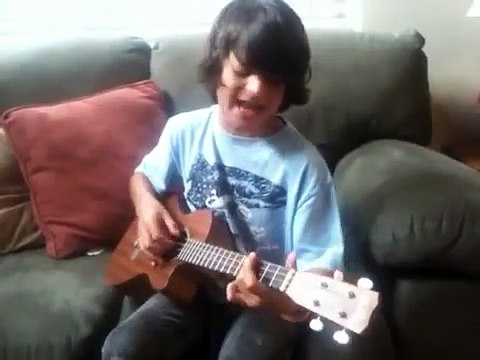 @RoneyBoys (Ian) sings Lazy Song by Bruno Mars