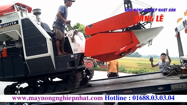 Đăng Lê Tiếp tục xuất giao máy gặt liên hợp Kubota DC-68G đi Hưng Yên và Bắc Ninh