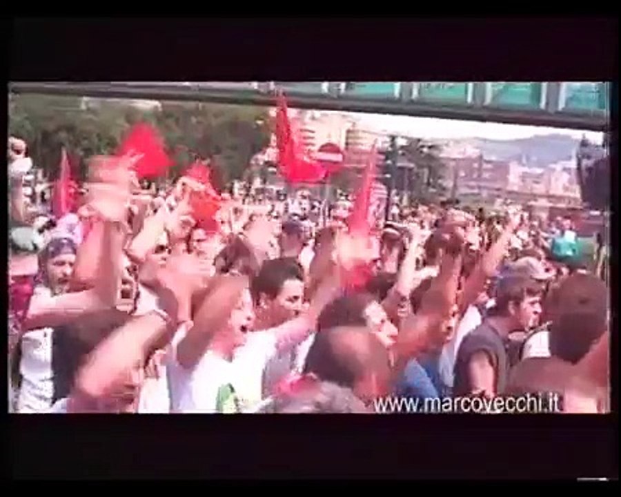 G8 Genova 2001: film zona rossa (1/2)