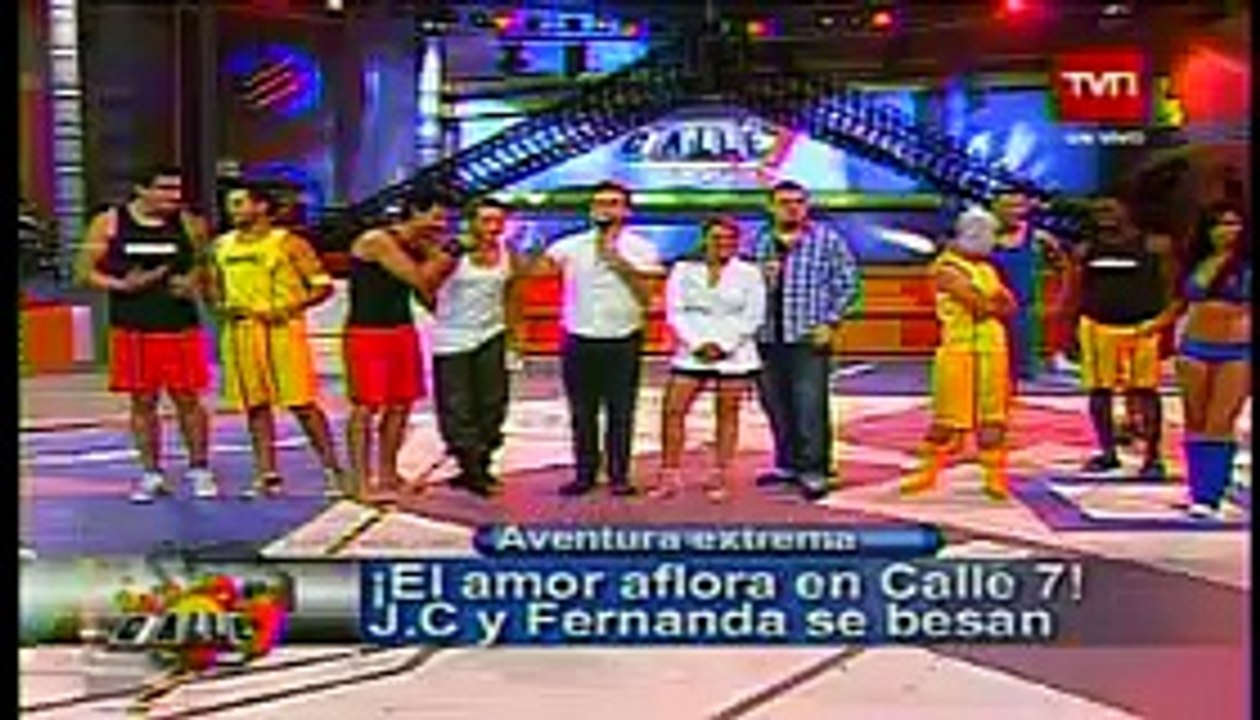 Calle 7 5ta Temporada "JC besa a Fernanda"