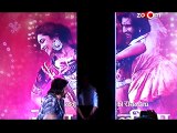 Ranveer Singh proposes Deepika Padukone - Bollywood News