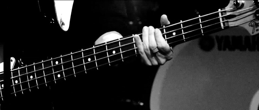 Jeanne Added : Live à FIP au studio 105