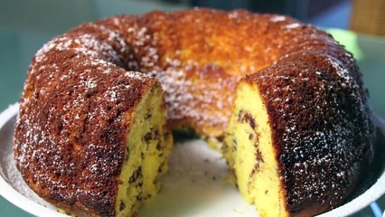 SOCK IT TO ME CAKE ♥ (vanilla, cinnamon & pecans)