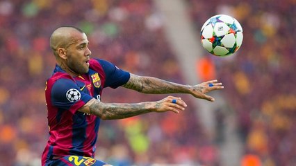 Descargar video: Dani Alves renueva con el FC Barcelona hasta el 2017