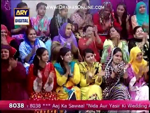 How Yasir Nawaz Suprised Nida Yasir on their Wedding Anniversary ??