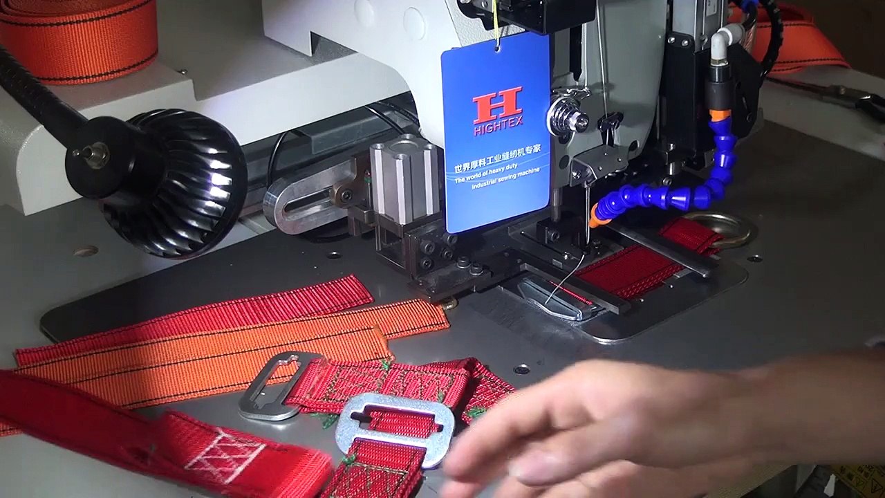 Máquina de coser automatizada para elementos de amarre y arneses anticaidas