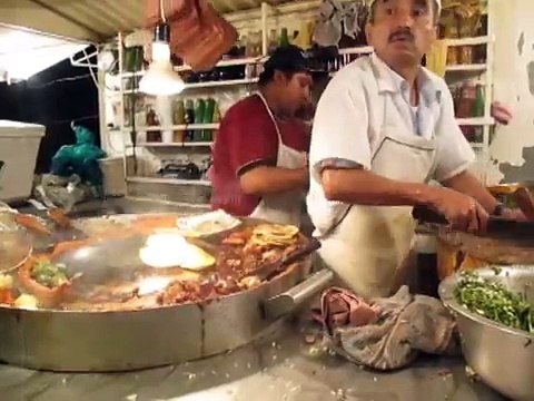 Tacos de Fritangas (Suadero, Longaniza, Tripas, etc) from Puesto outside Ninos Heroes Metro, DF
