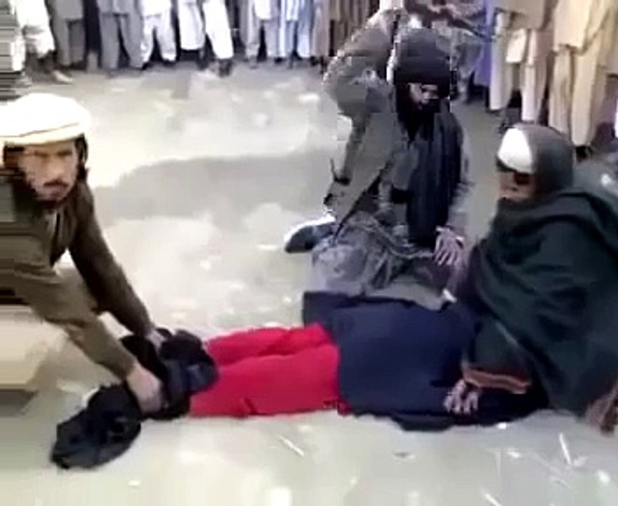 Taliban Haqomat Ki Zulam Pastoon Larki Pir - help me plzzzzz
