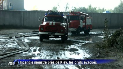 Incendie monstre près de Kiev: les civils évacués