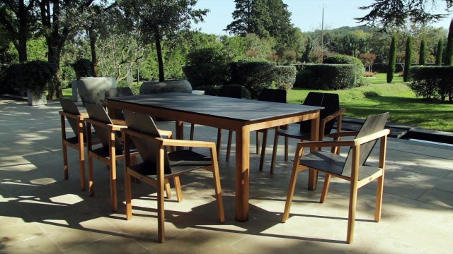 Salon de jardin TEKURA - Les Jardins© Mobilier d'extérieur en teck