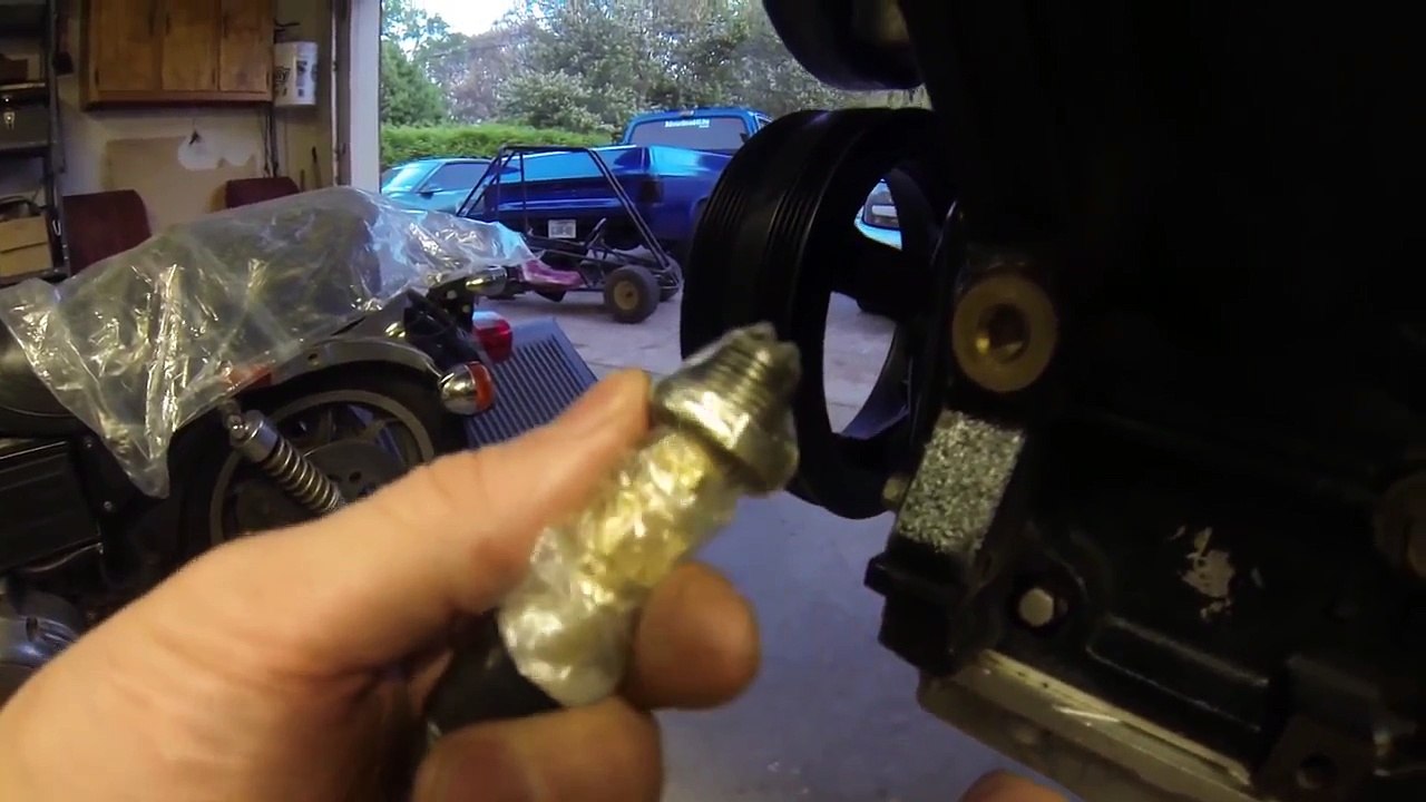 LSx Motor Oil Primer, Home Made - Pre Lube Prevent Motor Dry Start "How To" - LS1