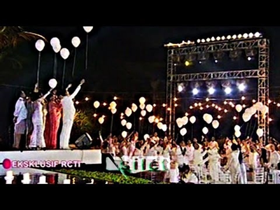 Kebahagiaan Raffi Dan Nagita - Silet 26 Oktober 2014