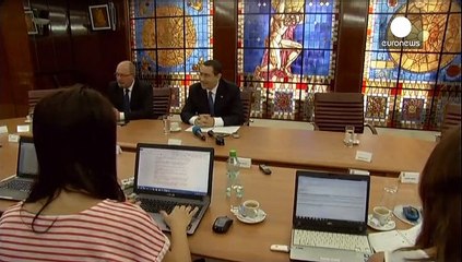 البرلمان الروماني يرفض رفع الحصانة عن رئيس الوزراء