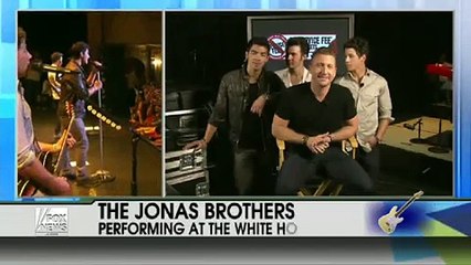 Download Video: Jonas Brothers on FOX News - Nick Jonas talks about relationship with Miley Cyrus