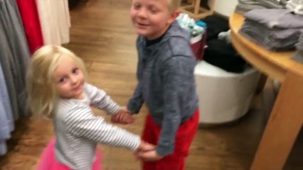 KID GETS STUCK IN SHOPPING CART! [Vlovember Day 17]