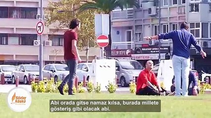 Burada Namaz Kılamazsın - Seccadeye Tekme Attı