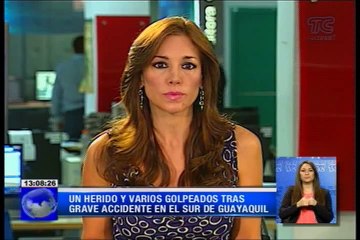 Dos camionetas chocaron y una mujer resultó herida