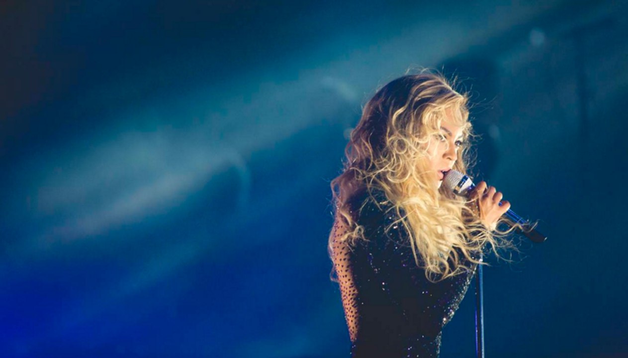 Beyoncé - Haunted (Live) (The Mrs Carter Show World Tour - X10)