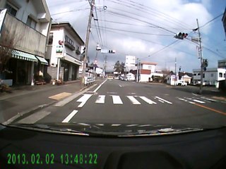 ドラレコ　微笑ましい少女