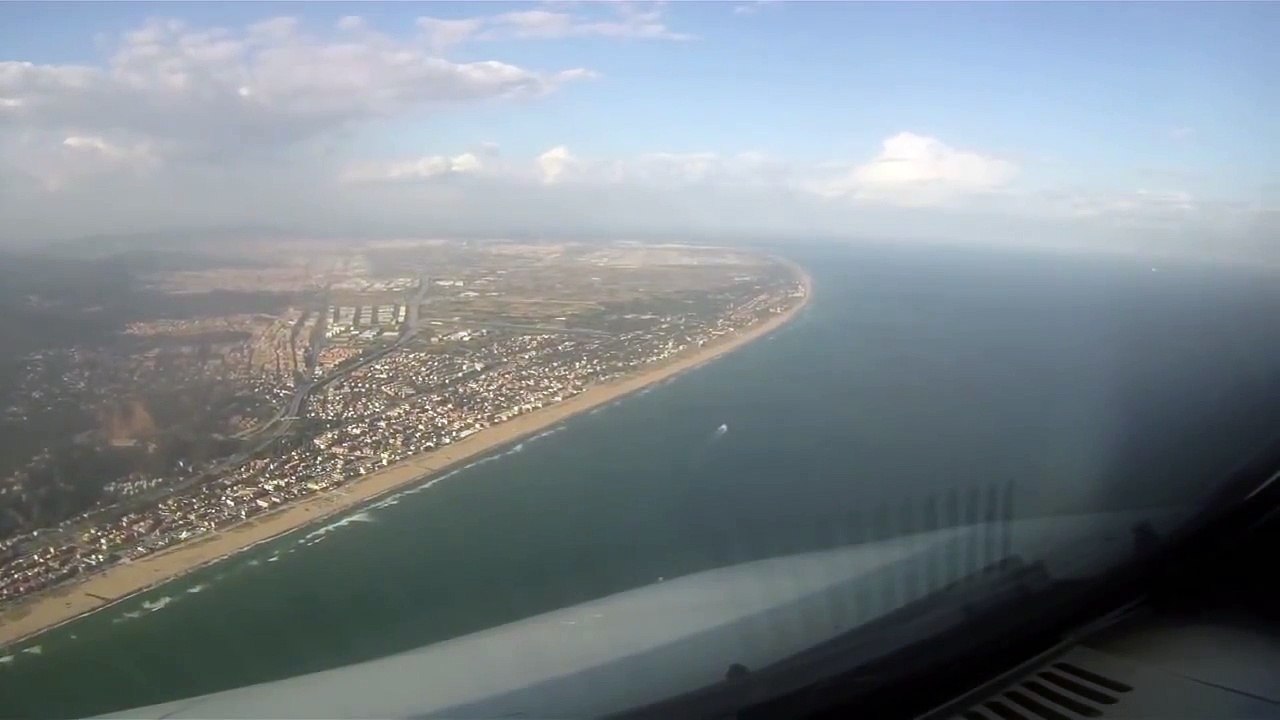 Cockpit View  A320 LANDING at BARCELONA eca320