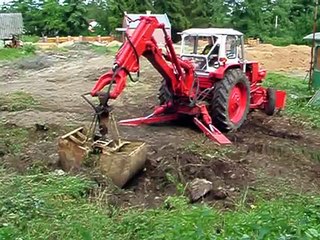 EO 2621 A kotró, csipegető kanállal (Jumz traktor)