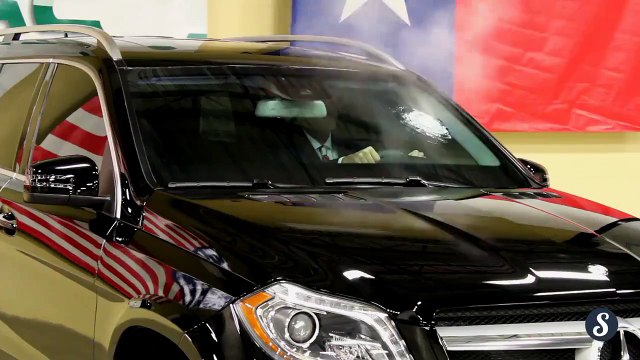 Test d'un pare-brise pare-balles avec un AK-47