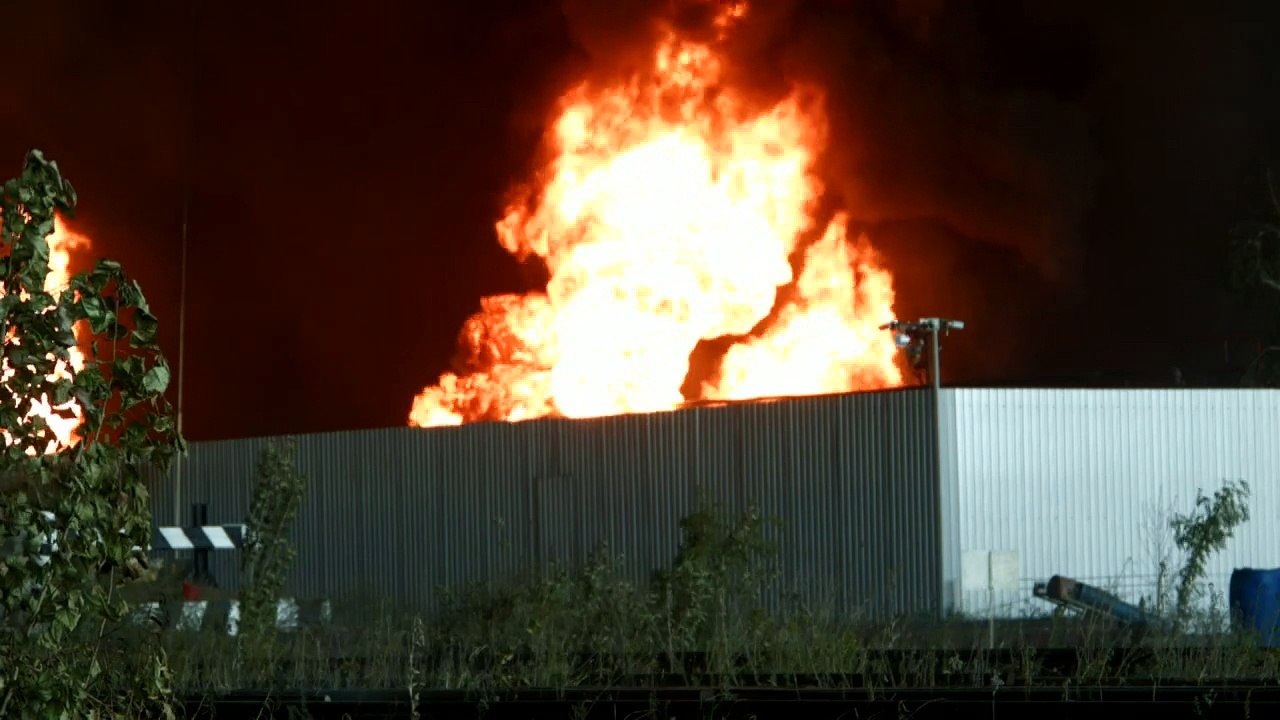 Incêndio em depósito de petróleo deixa quatro mortos na Ucrânia