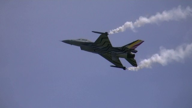 BA 705 TOURS SOLO DISPLAY F16
