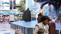 Disneyland Show-Starwars Jedi training with Darth Vader, Light saber battle with Darth Vador HD
